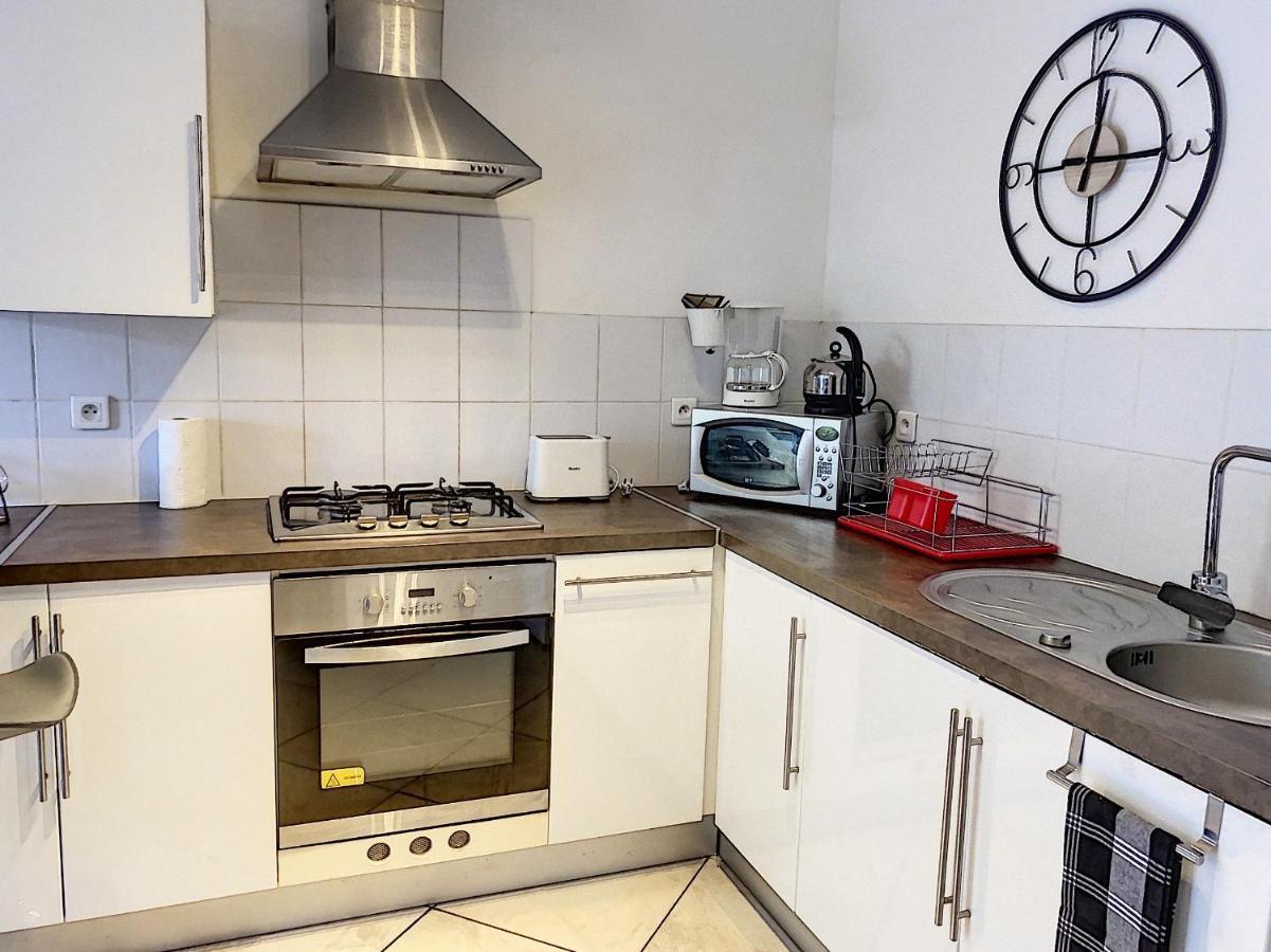 Grand Appartement Spacieux A 5 Min Du Centre Ville Ajaccio  Dış mekan fotoğraf