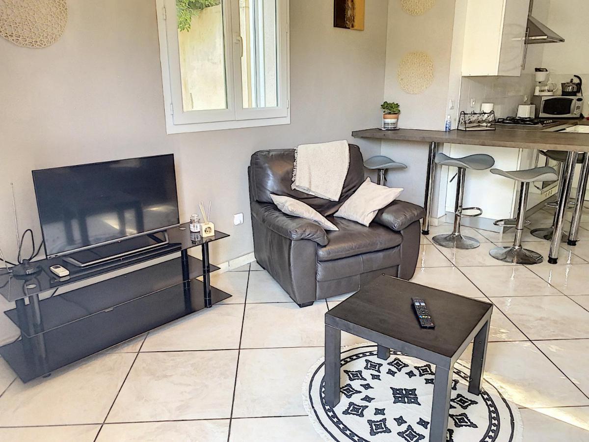 Grand Appartement Spacieux A 5 Min Du Centre Ville Ajaccio  Dış mekan fotoğraf